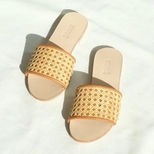 Inne Tala Sandal